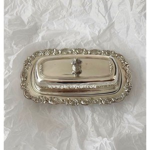 Beurrier moderne de qualité supérieure en laiton avec couvercle, parfait pour le petit-déjeuner de table, durable et élégant à des prix raisonnables - Product Image 1