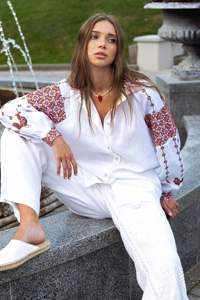 Blusas y tops de popelina de diseñador para mujer con bordado tejido informal de verano Cantidad moderada para la temporada de verano - Product Image 3