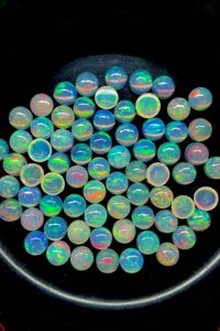 Opale éthiopienne ronde Cabochon Lot 7 MM multi opale de feu, Welo opale forme ronde Cabochon pour la fabrication de bijoux - Product Image 6