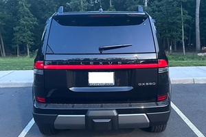 SUV de luxe tout-terrain d'occasion, taille normale, moteur V6/V8 haut de gamme, capacité 4x4 avancée, intérieur haut de gamme, modèle 2024, 7 places, automatique - Product Image 2