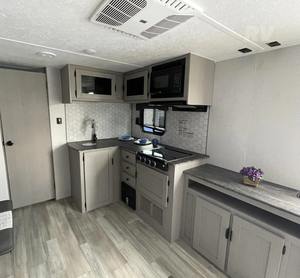 NUEVO RV C-OA-C-H-M-E-N RV C-L-I-P-P-E-R 251RBS MODELO 2024 DE ALTO RENDIMIENTO DISPONIBLE PARA LA VENTA - Product Image 4