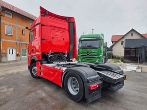 รถบรรทุกหัวลากเมอร์เซเดสเบนซ์ ACTROS 1845 ปี 2020 สภาพใหม่/มือสอง ยูโร 6d เกียร์อัตโนมัติ ระบบขับเคลื่อน 4x2 แบบมาตรฐาน - Product Image 4