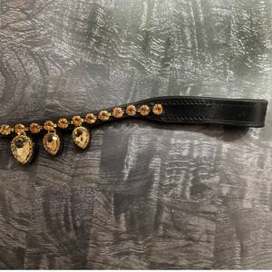 Diadema de Lujo para Caballo con Cristales Dorados en Forma de Lágrima, Elegante Accesorio de Brida Inglesa con Pedrería - Product Image 3