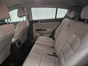 Kia Sportage LX d'occasion propre, année 2018 - Product Image 3