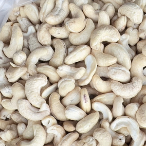 A180เม็ดมะม่วงหิมพานต์จากโรงงานซานติโกส่งออกไปยังสหภาพยุโรปตะวันออกกลาง - Product Image 1