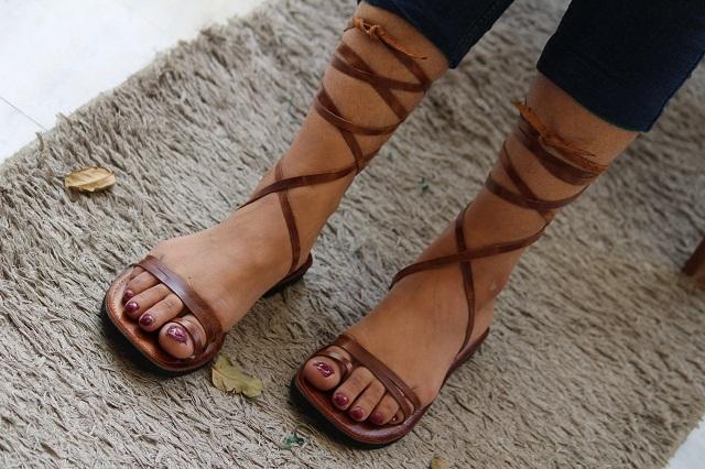 สีน้ำตาล