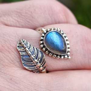 Labradorite <b>Statement</b> Pearshape <b>Ring</b> Natural Silver Inlay Gift for Occasions - Product Image 2