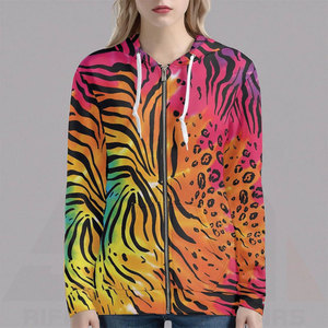 Sudadera con Capucha de Invierno para Mujer, Estampado Animal Tie-Dye Arcoíris Premium, Tejido de Rizo, Colorida, Ligera y Cómoda - Product Image 5
