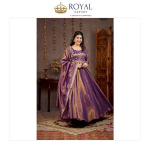 Costume Anarkali en soie Cosmos lourde traditionnelle de haute qualité, avec broderie, pour les occasions de mariage - Product Image 5