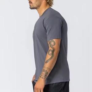 Nouveau style de t-shirt pour hommes, prix de gros, t-shirts pour jeunes et adultes, mode décontractée, t-shirts pour hommes, faciles à porter - Product Image 3