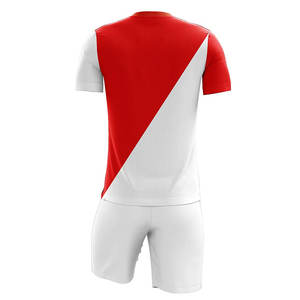 Fournisseur d'usine en gros de tenues de football, ensembles de style 2023, couleur personnalisée, logo par sublimation, 100% polyester respirant, séchage rapide - Product Image 3