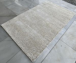 Alfombra Moderna de Seda para Interiores, Antideslizante, con Elegante Diseño de Rayas, Hecha a Mano, con Base de Algodón Grueso, Precio de Fábrica - Product Image 2