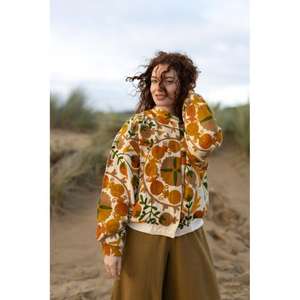 Chaqueta de bombardero bordada a mano Suzani de la mejor calidad, Chaqueta corta elegante clásica, relleno de algodón de la India, venta al por mayor para la temporada de otoño - Product Image 1