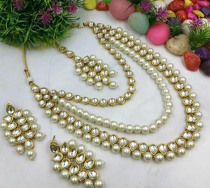 Kundan <b>Necklace</b> <b>Set</b> With Maang Tikka Backside Meenakari Work Perfect For <b>Wedding</b> Functions And Party Wear Premium Quality - Product Image 1