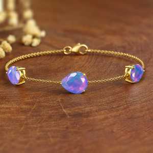 Bracelet chaîne en opale lavande, trois pierres en forme de poire, bracelet superposé pour elle, cadeau de naissance d'octobre - Product Image 5