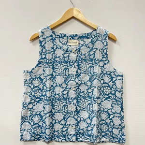 Blusa de Verano con Estampado Floral, Cuello en V y Botones Delanteros - Blusa de Algodón para Mujer - Product Image 1