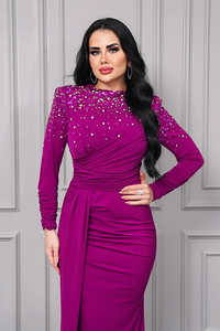 Vestido Largo de Fiesta Formal Vintage de Satén con Mangas Cortas Adornadas y Diseño Ecológico con Cuentas - Product Image 3