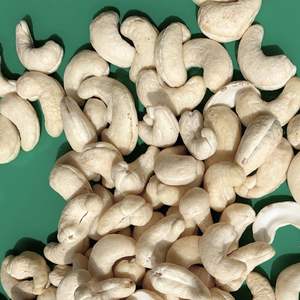 Trusted Factory Vietnam Raw Cashew <b>Nut</b> Cashew <b>Nuts</b> W180 Cashew <b>Nut</b> <b>Kernel</b> Ww320 Ww240 Customized Packing - Product Image 1