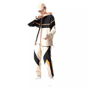 Custom Plain Winter Hooded Casual Streetwear Chándal de algodón para hombre de alta calidad 2 piezas Set Ligero Windbreaker Track Suit - Product Image 1