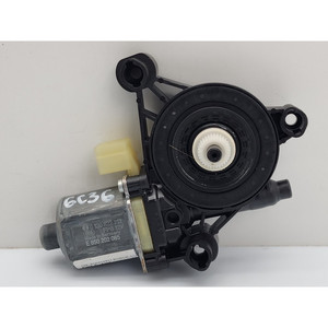MOTOR ELÉCTRICO PARA VENTANILLA TRASERA IZQUIERDA AUDI A3 Sportback (8YA) 5Q0959801 BOSCH DSUD (19>) - Product Image 1