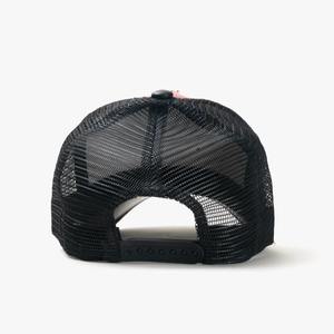 Casquette de camionneur en cuir noir et rouge avec logo personnalisé pour homme, casquette de baseball à visière incurvée de haute qualité avec étoile dorée - Product Image 6