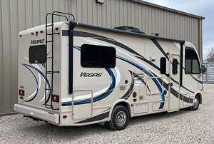 US ED 2016 Th ou Ve essence 24.1 camping-car - Product Image 6