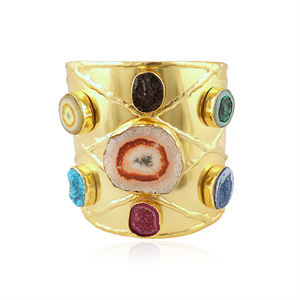 Bracelet large en métal massif plaqué or 18 carats, bijoux de mode de luxe, bijoux bohèmes, bracelet ouvert, pierres précieuses naturelles multicolores - Product Image 1