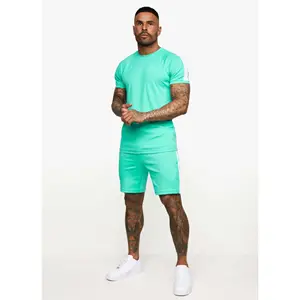 Conjunto de camisetas y pantalones cortos de poliéster para mujer, camiseta de manga corta con cuello redondo, colores verde, 100% poliéster