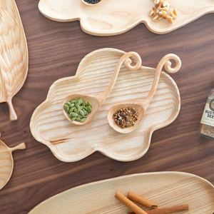 Vente en gros d'une assiette en bois écologique en forme de nuage, assiette de service artisanale pour enfants fabriquée au Vietnam - Product Image 3