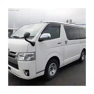 รถตู้สภาพดีที่สุดมือสองTOYOTAS HIACE COMMUTER GL 3.0 AT 2WD 4DR LWD พร้อมเชื้อเพลิงดีเซล