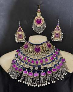 Ensemble de bijoux pour femmes afghanes tendance en acier inoxydable islamique moderne, avec cristaux et strass, fait main, pour occasions festives et mariages. - Product Image 3