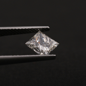 Diamant de taille princesse de 3,0 carats cultivé en laboratoire, clarté EVVS2, couleur EF, rempli, avec certificat IGI - Product Image 3