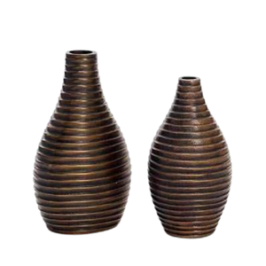 Portavelas de diseño antiguo marrón oscuro y portavelas Soporte de vela decorativo único para uso en el hogar Restaurante y hotel - Product Image 1