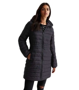 Chaqueta Acolchada Negra de Moda 2023 al por Mayor, Gruesa, Transpirable, Cortavientos, con Capucha, Larga, con Cuello Alto, para la Temporada de Invierno - Product Image 1