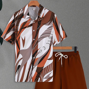 Ensemble de vêtements de sport d'été deux pièces pour hommes Vêtements d'extérieur décontractés en nylon respirant à séchage rapide avec logo personnalisé Ensemble assorti à la mode - Product Image 1