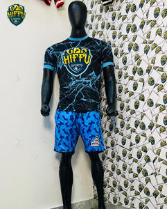 Vêtements de sport Uniforme de football d'entraînement par sublimation personnalisé Uniforme de football de fabrication professionnelle pour la vente en ligne - Product Image 3