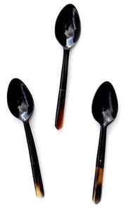 100% cuillères en corne de boeuf noir véritable, couverts en corne naturelle faits à la main pour les magasins d'aliments et de boissons et à usage domestique - Product Image 3