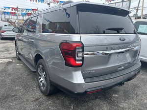 CONDITION SUPÉRIEURE UTILISÉE 2024 Ford Expedition - Product Image 4