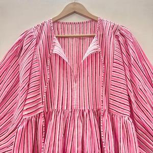 Vestido Midi de alta calidad con estampado de bloques florales, cuello profundo y cierre de cuerdas, Vestido corto informal para el verano para tus seres queridos - Product Image 2