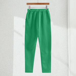 ชุดวอร์มโพลีเอสเตอร์คุณภาพสูง ลายเรียบ เสื้อแจ็คเก็ตฤดูหนาวมีฮู้ด กางเกงจ็อกเกอร์ ไซส์ใหญ่ พิมพ์ลาย ราคาขายส่ง - Product Image 6