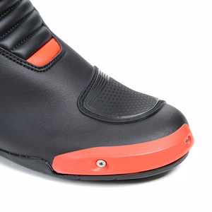 Color de contraste naranja y negro Precio competitivo Estilo más nuevo Material de cuero de PU Nueva llegada Botas de moto hechas a mano - Product Image 6