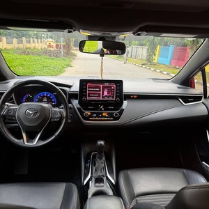 Toyota Corolla XSE 2022 d'occasion en excellent état - Product Image 2