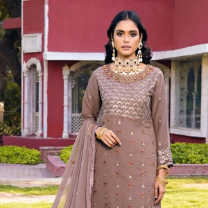 Trajes DE BODA Salwar Kameez de gasa de 3 piezas de diseñadores paquistaníes y ropa de fiesta para mujeres MI Creation Volume Nigar - Product Image 4