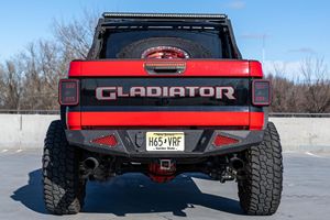 Jeep Gladiator Sport 4x4 2020 Usado y Confiable - Product Image 2