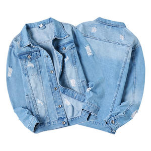 Streetwear vintage personnalisable Veste en jean courte pour homme Manteau en denim déchiré clouté Autre tissu Service OEM disponible - Product Image 5