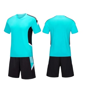Uniformes de Fútbol Personalizados para Hombre/Mujer - Tallas, Colores y Diseños Personalizados OEM |   Conjuntos Deportivos para Entrenamiento - Product Image 4