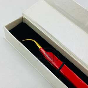 Pinces à cils courbées en or rouge avec cœur personnalisable en acier inoxydable Impression de logo personnalisée Étanche Service OEM - Product Image 5