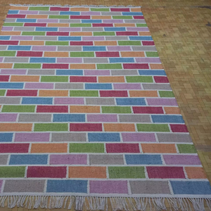 พรมช็อคโกแลตสีดำแบบอินเดียทำด้วยมือชุดพรมปูพื้นหลากสีสีแดงปรับขนาดได้ตามต้องการ - Product Image 1