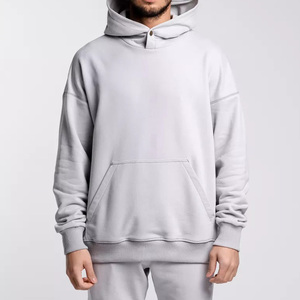 Sweat à capuche élégant et respirant en coton doux 100% avec poche avant pour hommes Sweat à capuche léger de luxe pour l'hiver avec logo personnalisé - Product Image 1