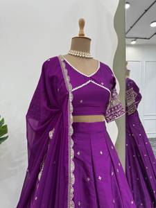 Diseñador de lujo bordado pesado nupcial Lehenga Choli para Bollywood para fiestas de Bodas de Hollywood hecho a mano invierno indio - Product Image 2